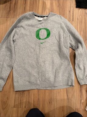 Unisex Nike Gray Crewneck Sweatshirt with Green 'O' Logo